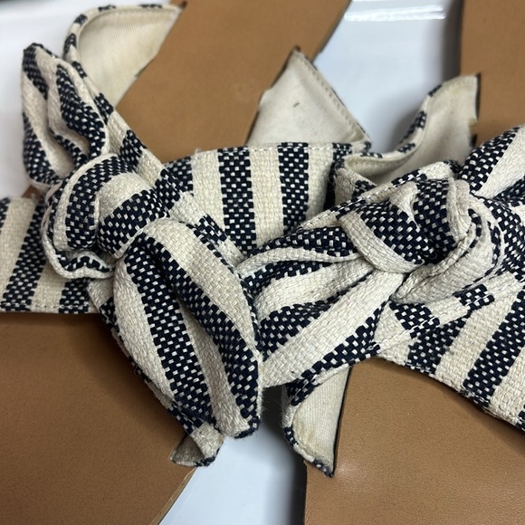 Linen Navy & Cream Knotted Slides - Picture 2 of 4